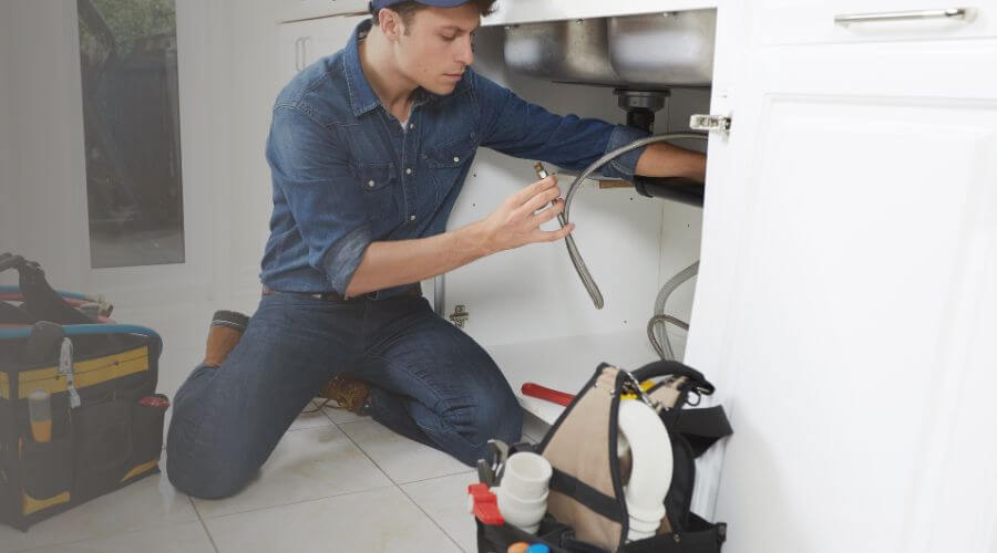 Expert burst pipe repair services in Morning View, KY